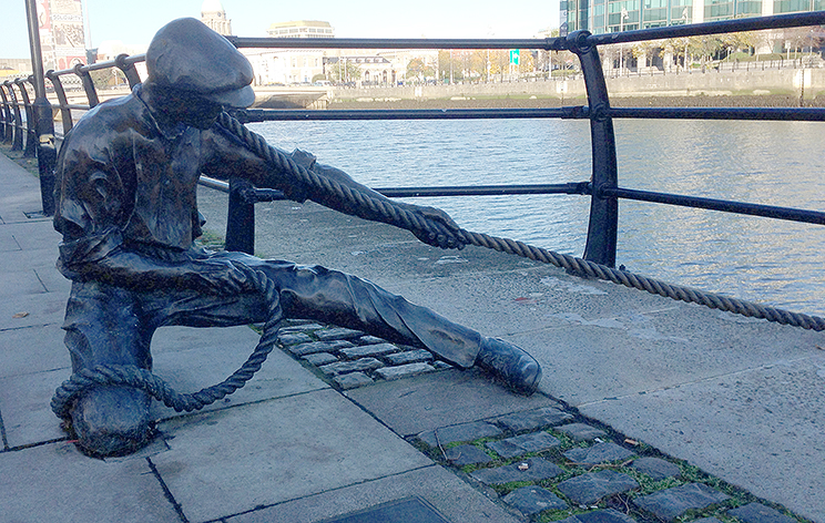 Dublin docker statue